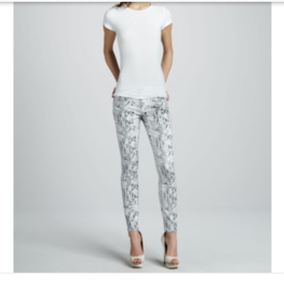 7 For All Mankind Pants - 7 for all Mankind "The Skinny" Snake skin Size 26